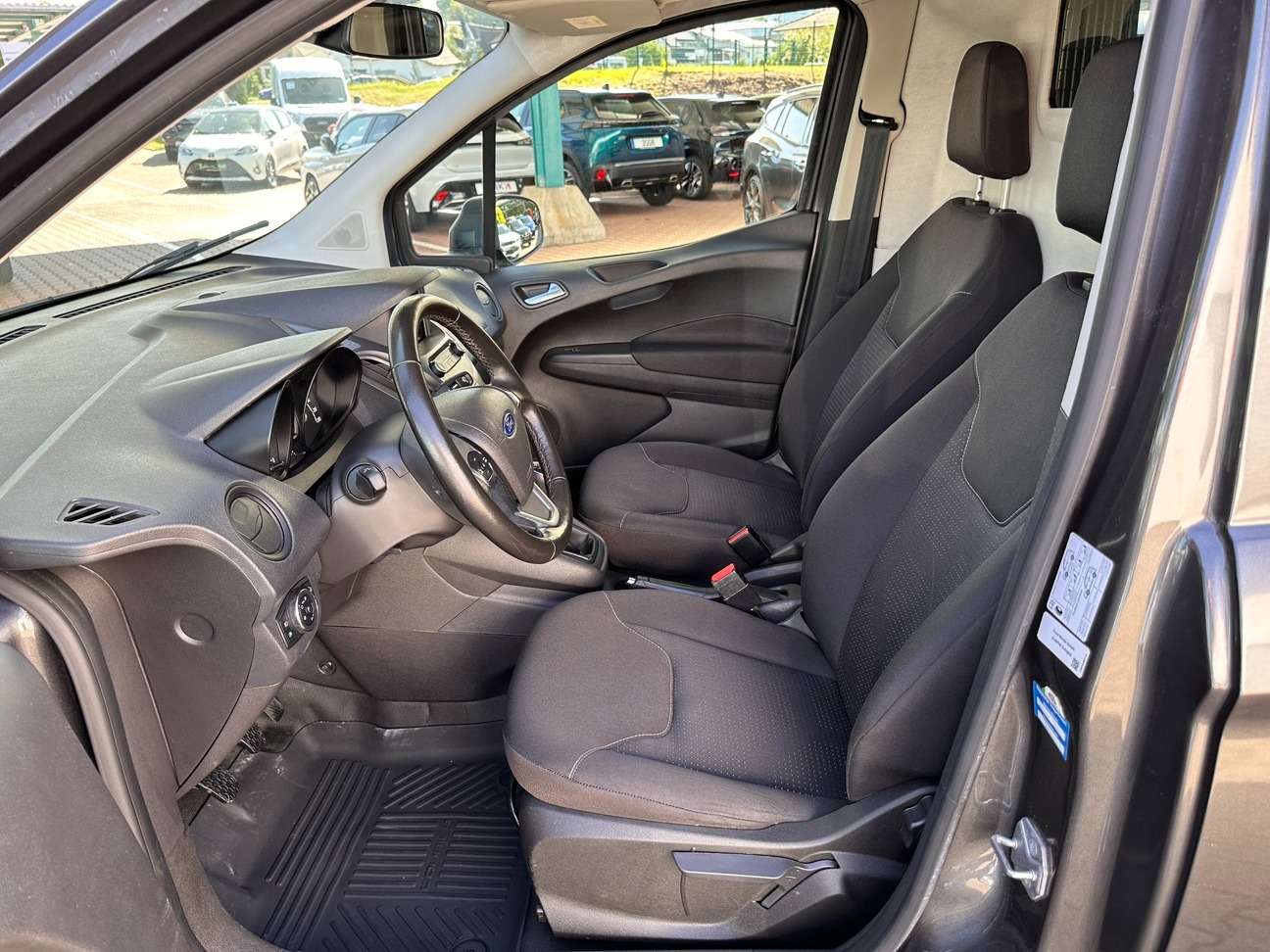 Ford Transit Courier