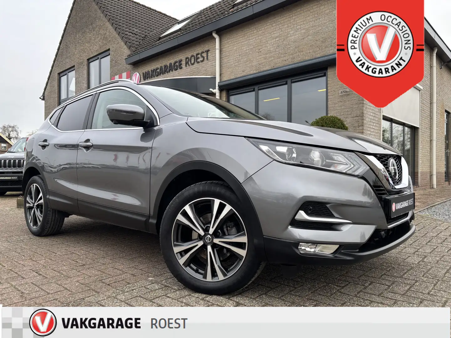Nissan Qashqai 1.3 DIG-T N-Connecta Panoramadak / Carplay / 360-c Gris - 1