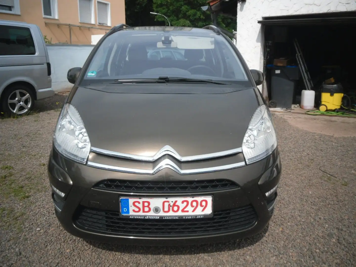 Citroen Grand C4 Picasso Tendance Braun - 1