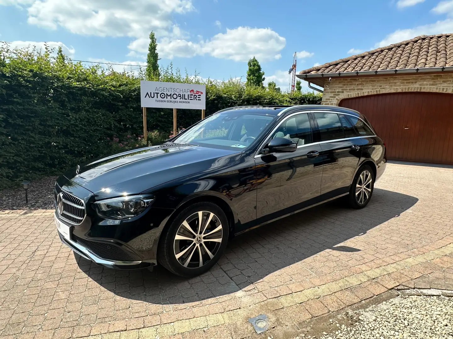 Mercedes-Benz E 300 PHEV Business Solution Noir - 1