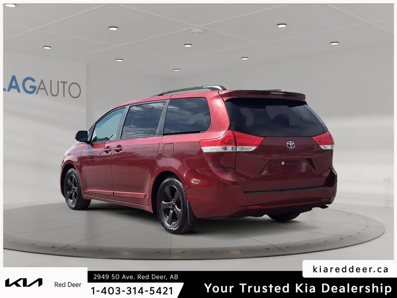 Toyota Sienna fotografie Toyota Sienna