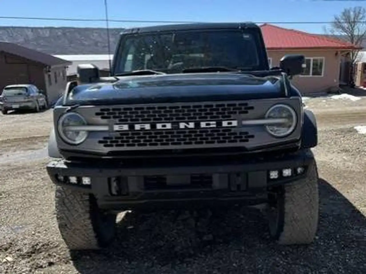 Ford Bronco снимка Ford Bronco