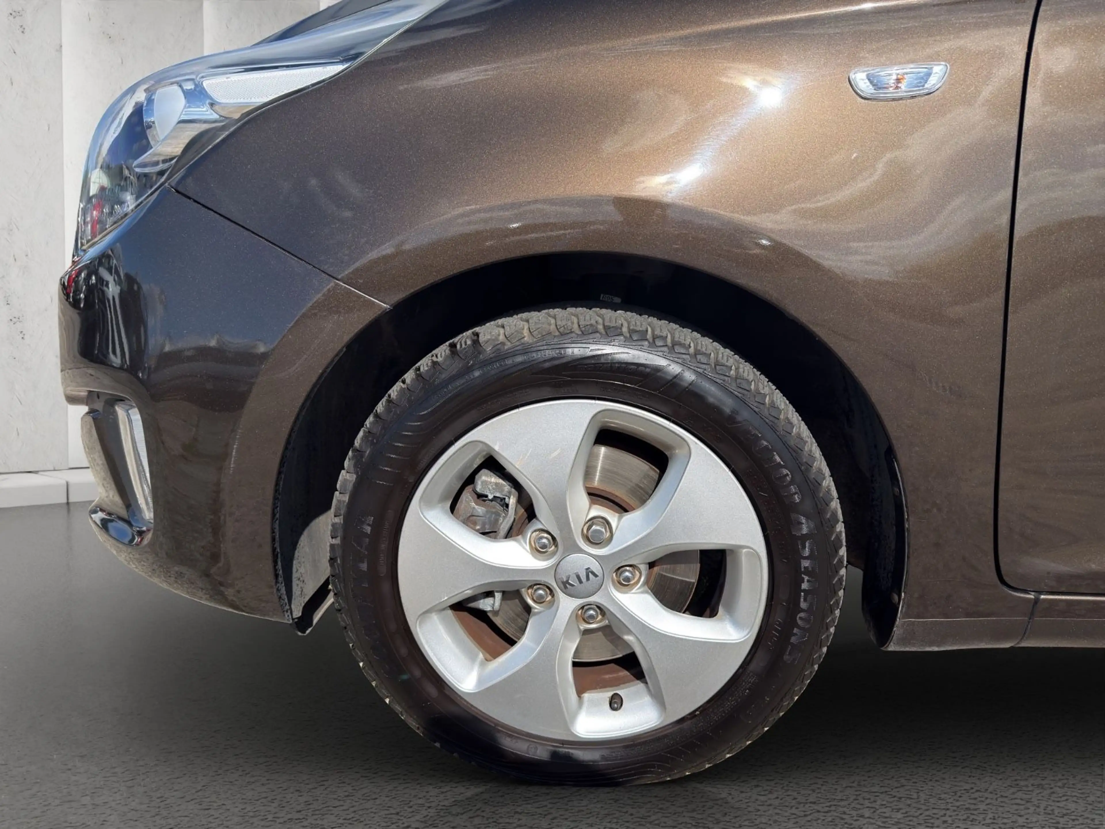 Kia Carens Edition 7 — photo 10