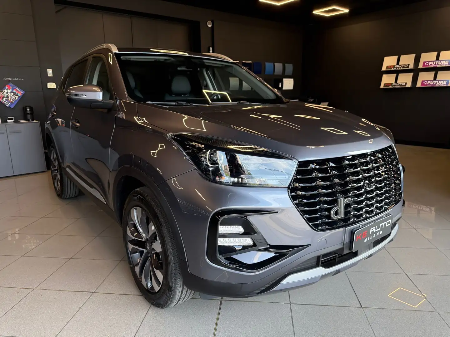DR Automobiles DR5.0 5.0 1.5 116cv Grijs - 1