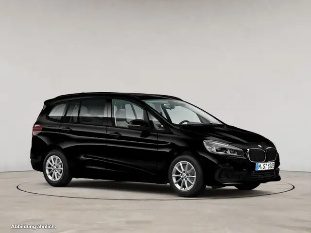 BMW 2 Series view 9