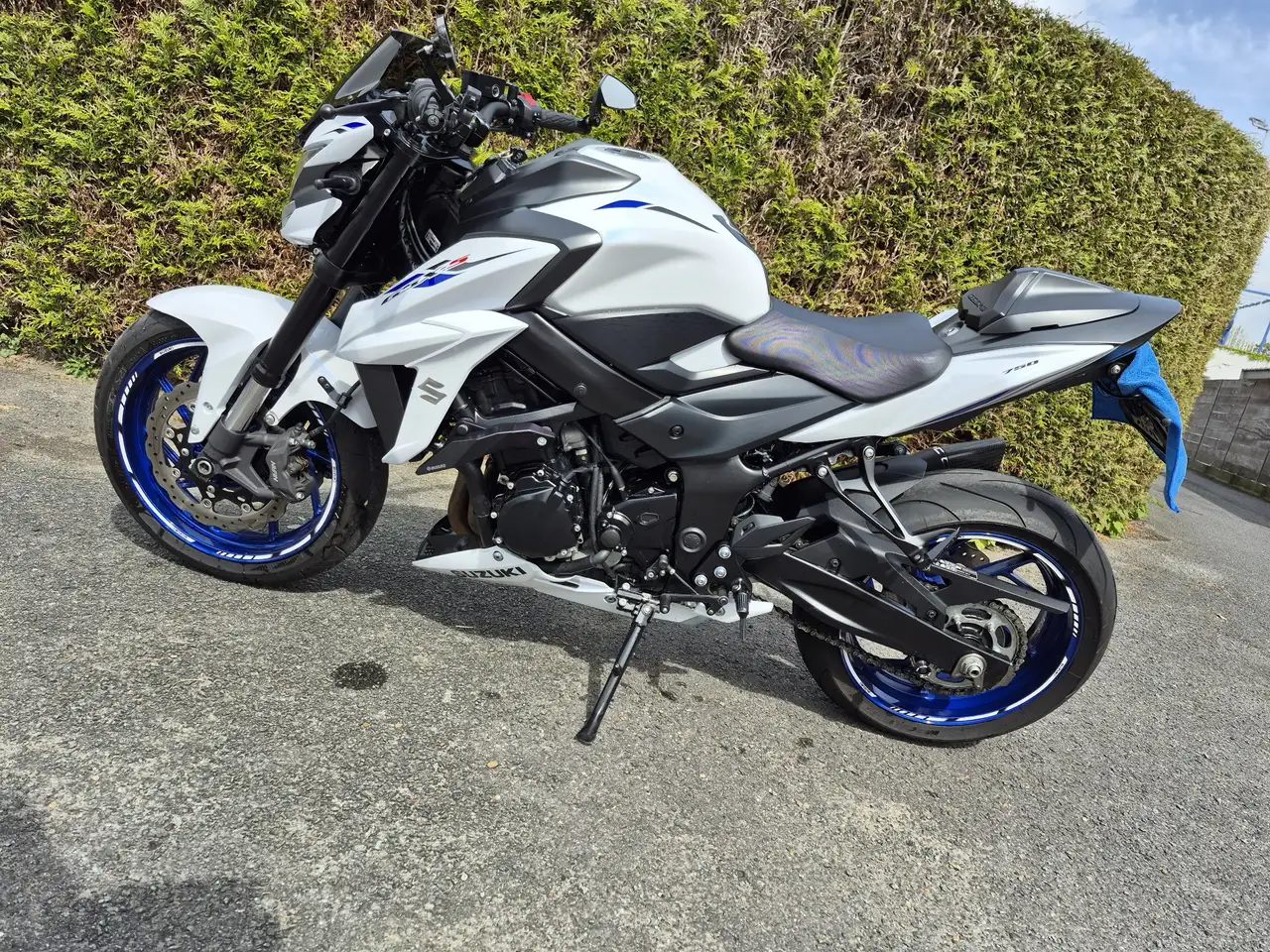 Suzuki GSX 750