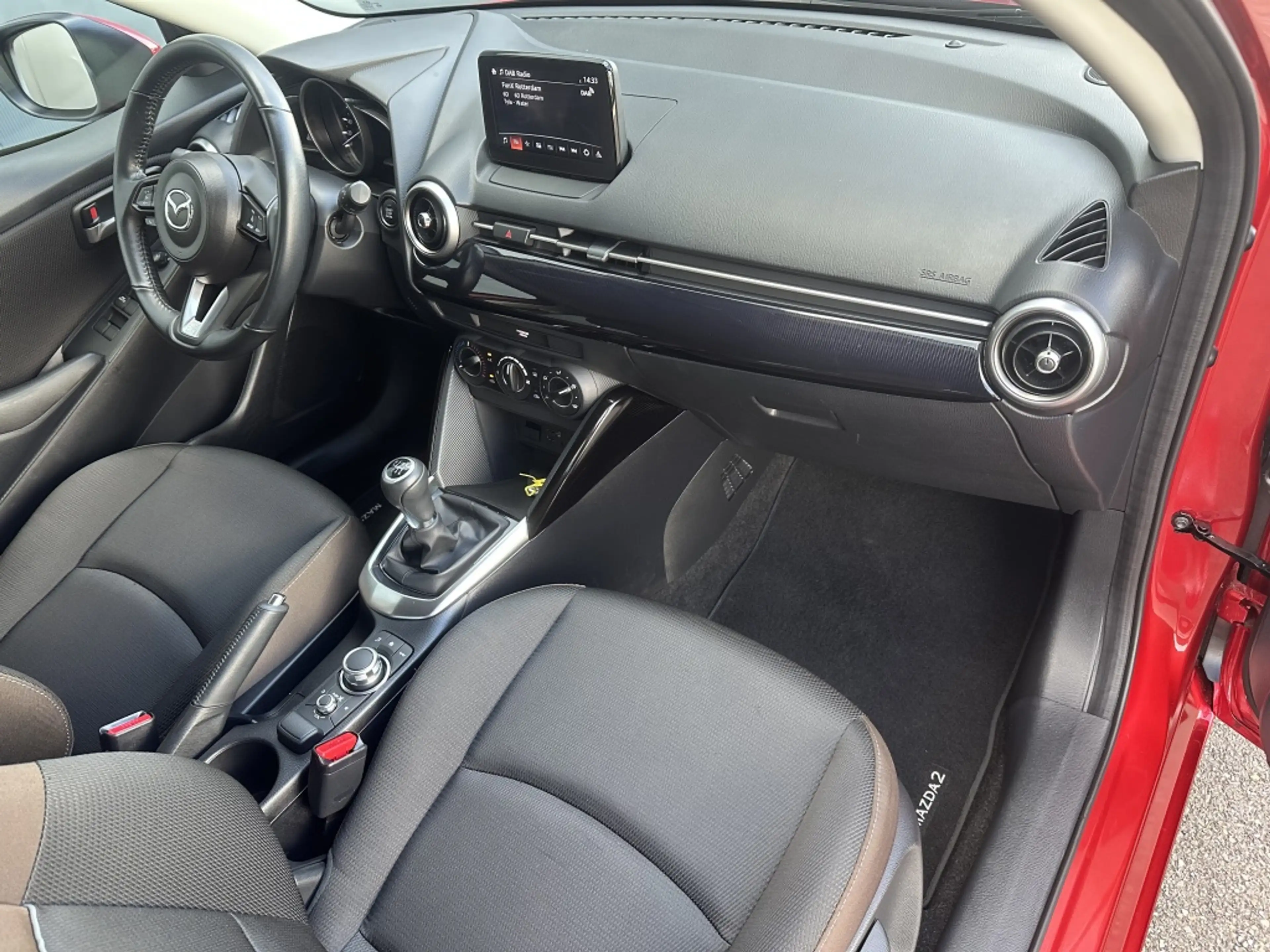 Mazda 2 1.5 Skyactiv-G Style Selected — photo 15