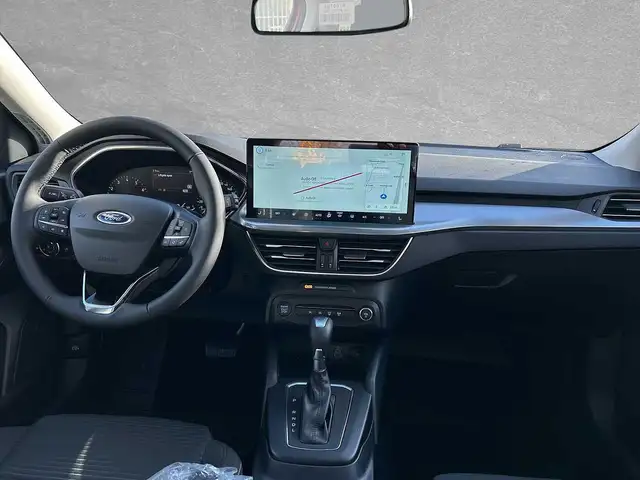 Ford Focus view 4
