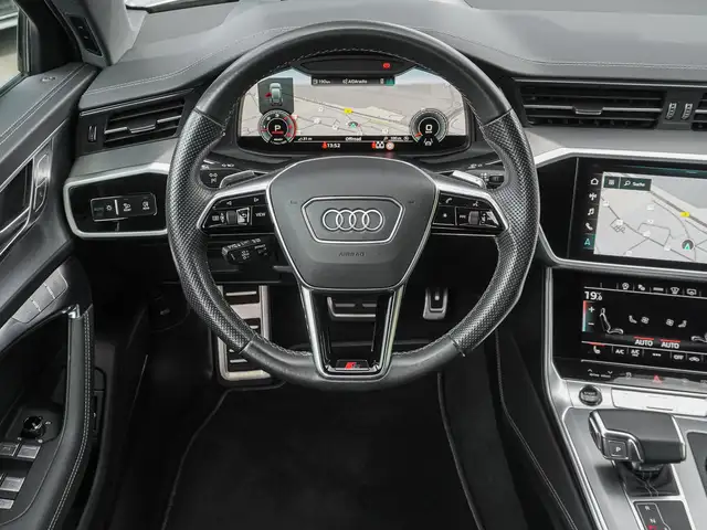 Audi A6 view 12