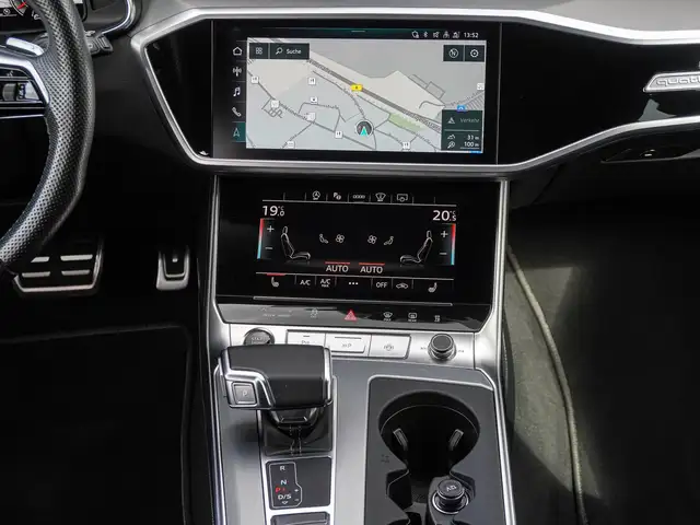 Audi A6 view 13