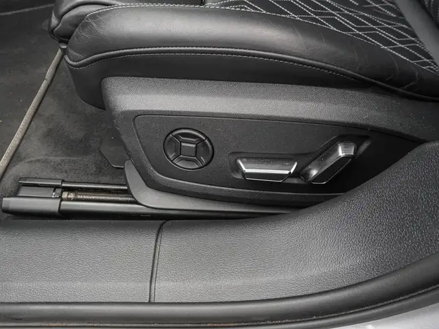 Audi A6 view 15