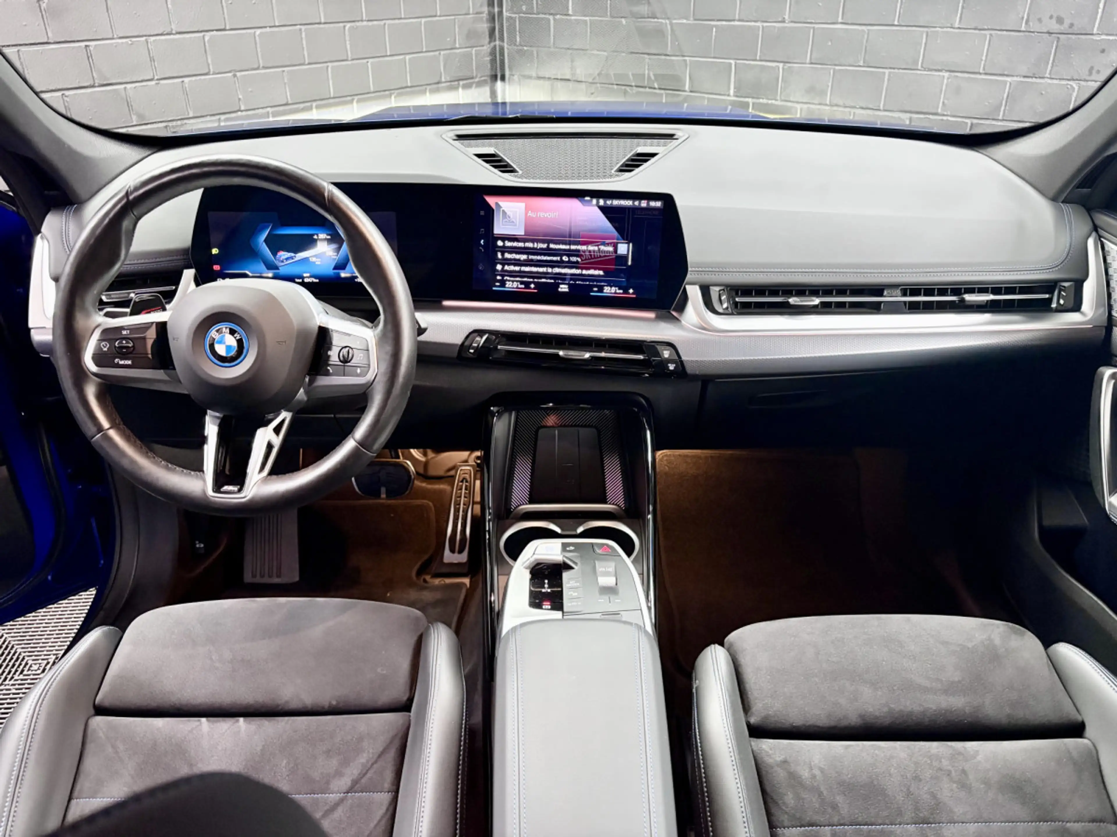 BMW iX1 BEV 67KWH XDRIVE30 (200KW) 4WD AUTO M-Sport — photo 9