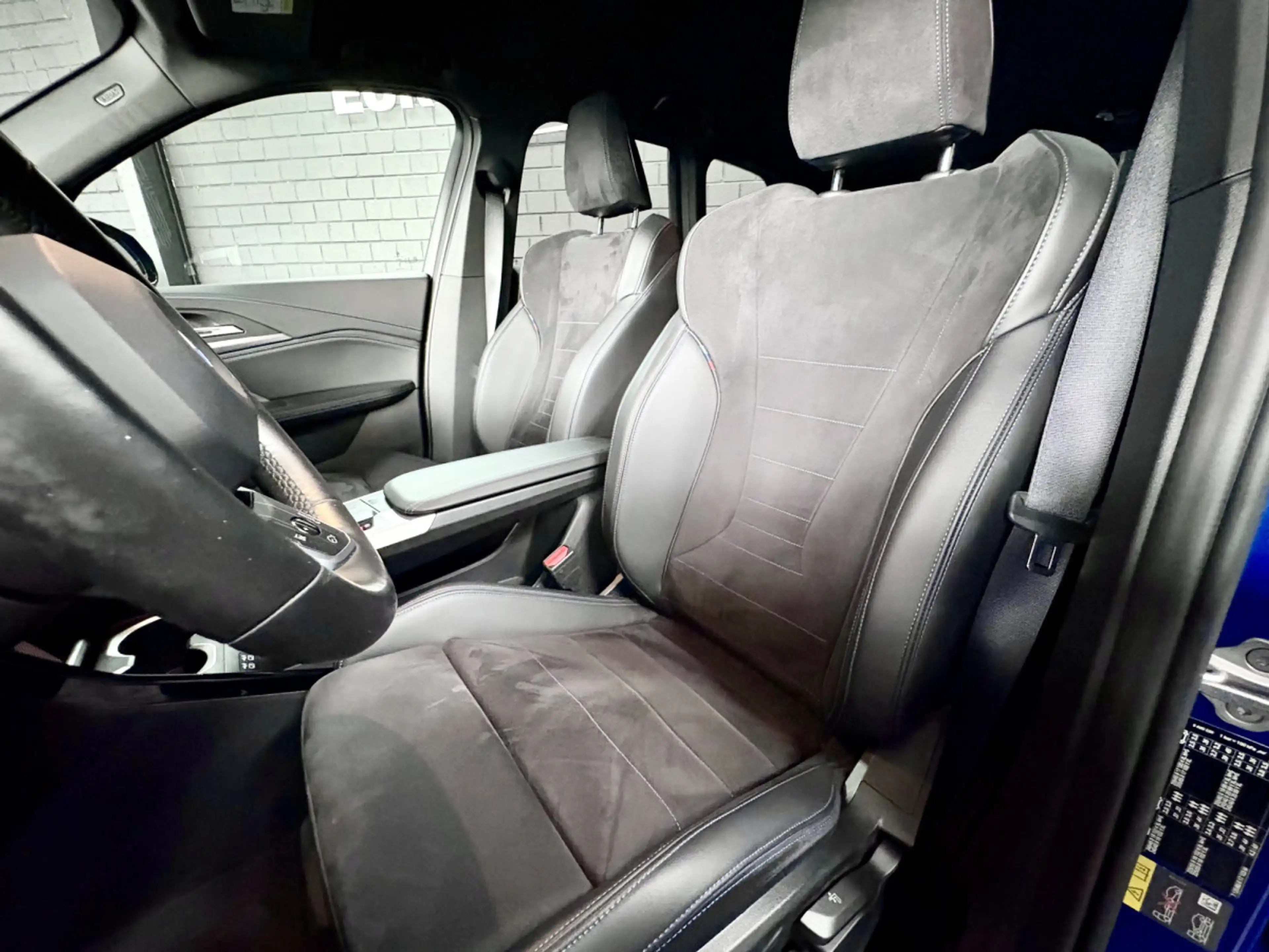 BMW iX1 BEV 67KWH XDRIVE30 (200KW) 4WD AUTO M-Sport — photo 7