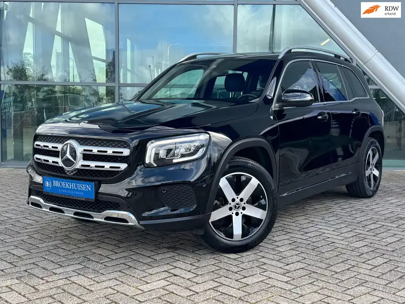 MERCEDES-BENZ Glb