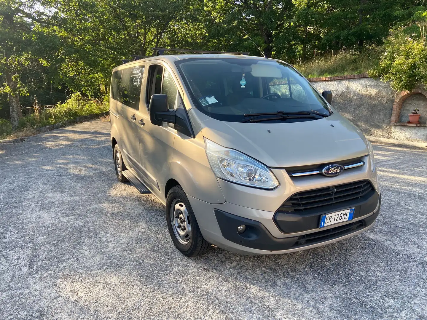 Ford Transit Custom Beige - 1