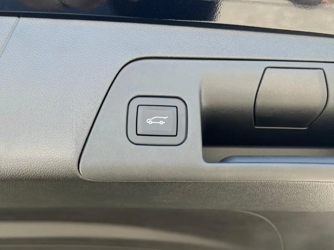 Buick Envision снимка Buick Envision