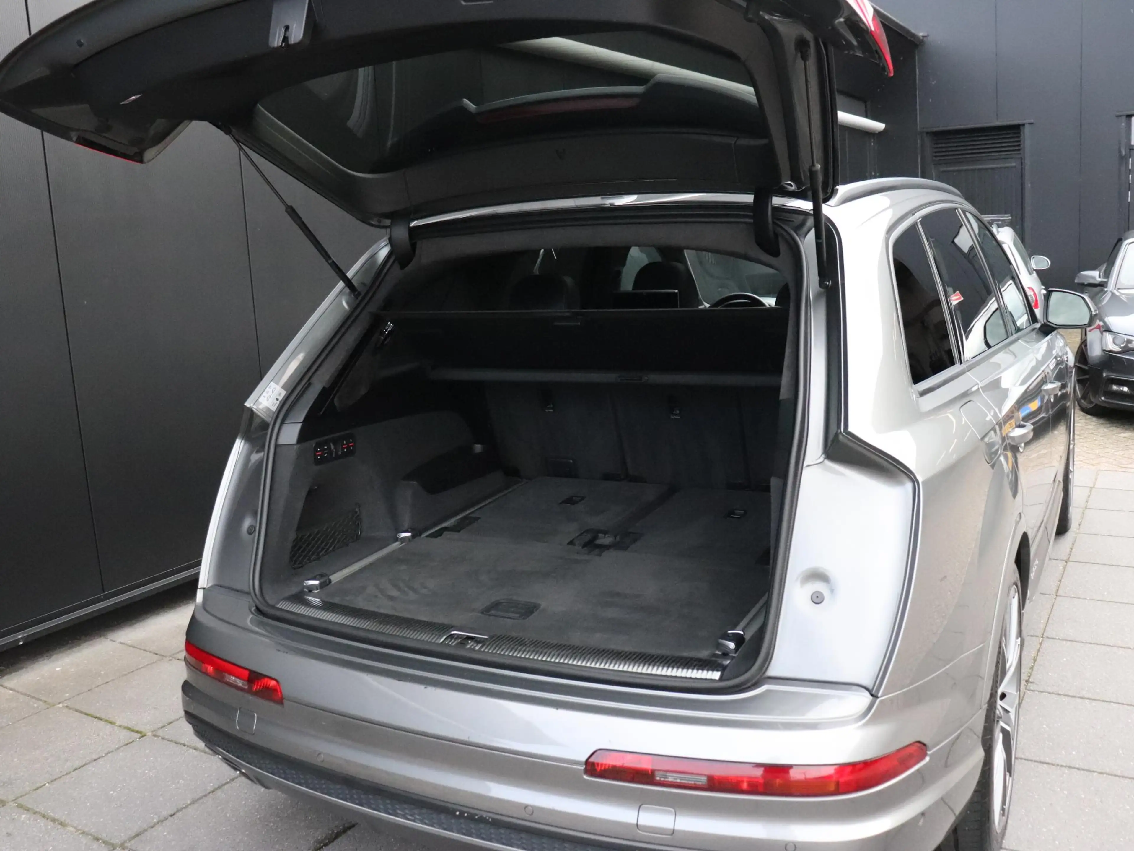 Audi SQ7 4.0 TDI quattro Pro Line + 7p | PANO-DAK | LEDER | — photo 14