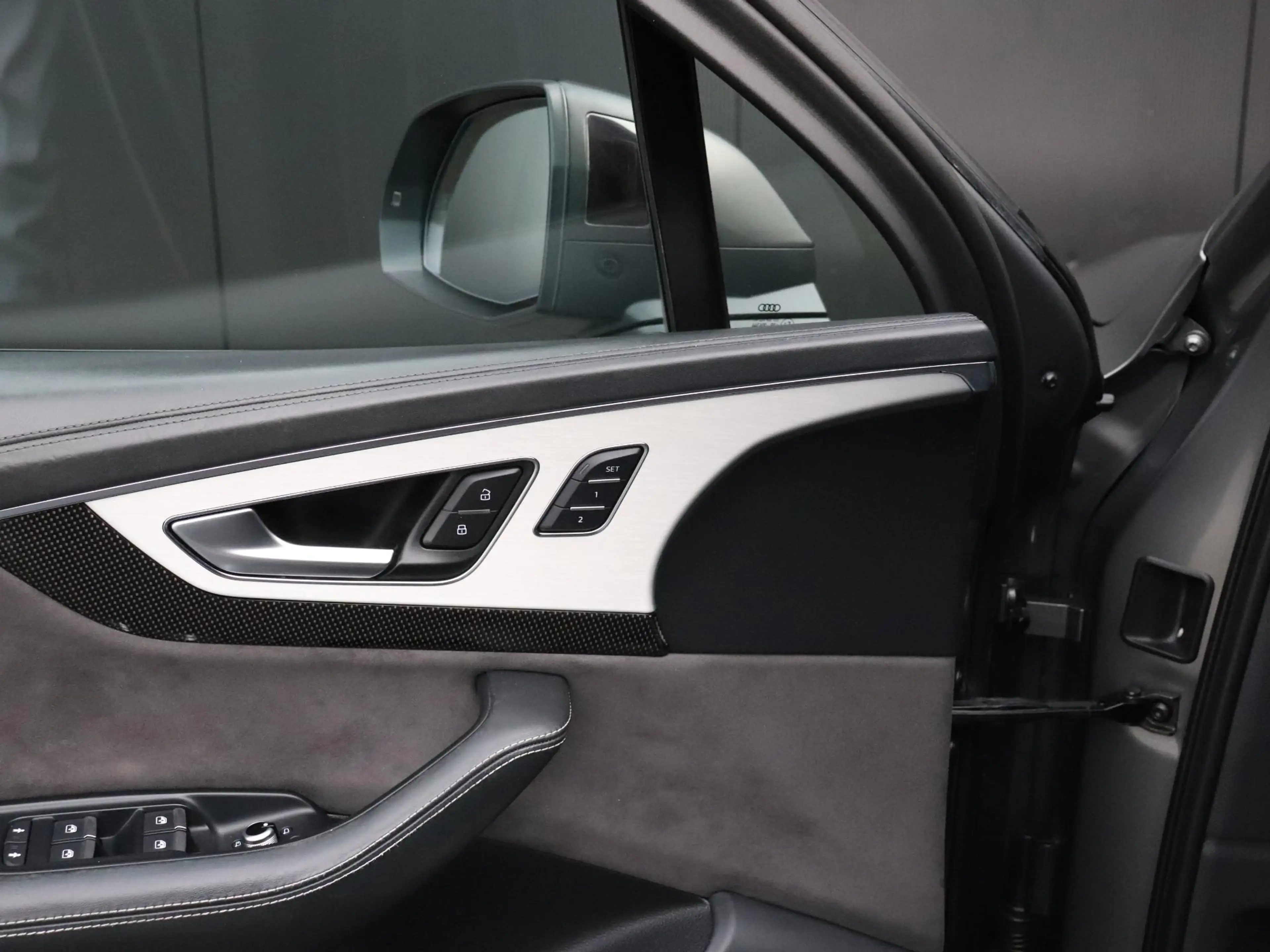 Audi SQ7 4.0 TDI quattro Pro Line + 7p | PANO-DAK | LEDER | — photo 18