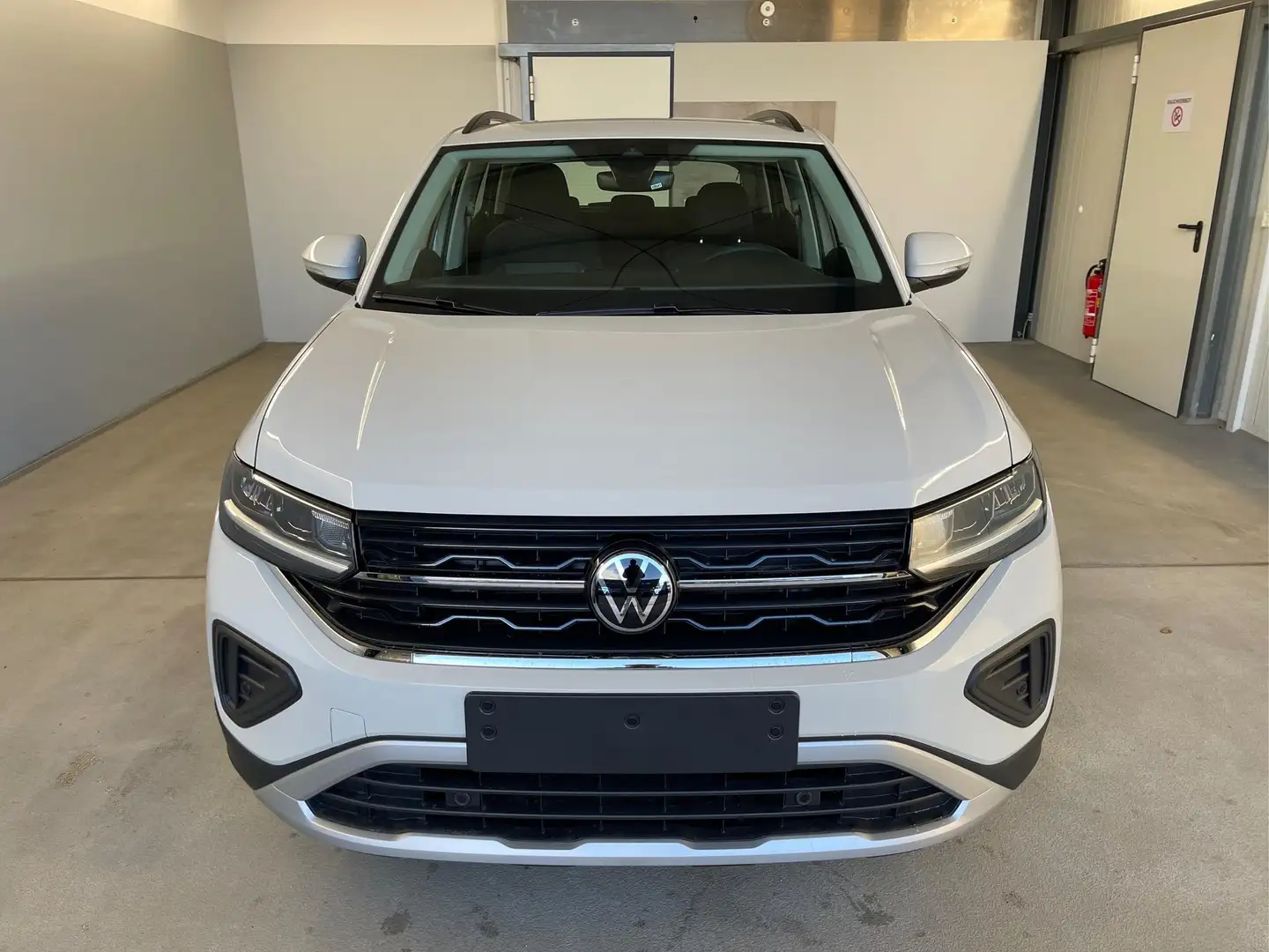 Volkswagen T-Cross 95PS Climatronic+Sitzheiz+PDCvohi+AppConnect+Si... Grau - 2