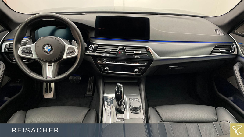 BMW 550 i A xDrive Lim StdHzg,GSD,AHK,DAProf,Leder,A — photo 6
