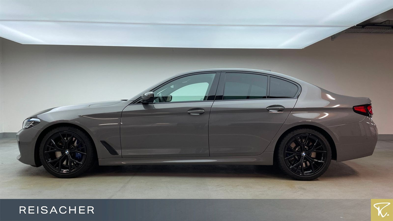 BMW 550 i A xDrive Lim StdHzg,GSD,AHK,DAProf,Leder,A — photo 9