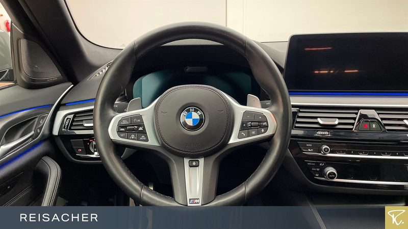BMW 550 i A xDrive Lim StdHzg,GSD,AHK,DAProf,Leder,A — photo 5