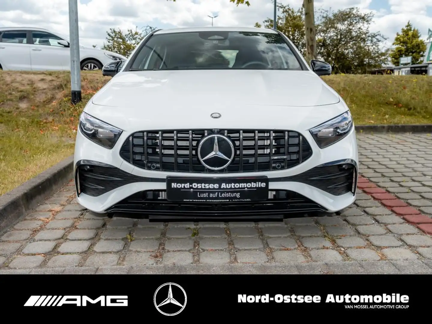 Mercedes-Benz A 35 AMG AMG A 35 4M NIGHT STHZG AHK 360° 19" MEMORY LED White - 2