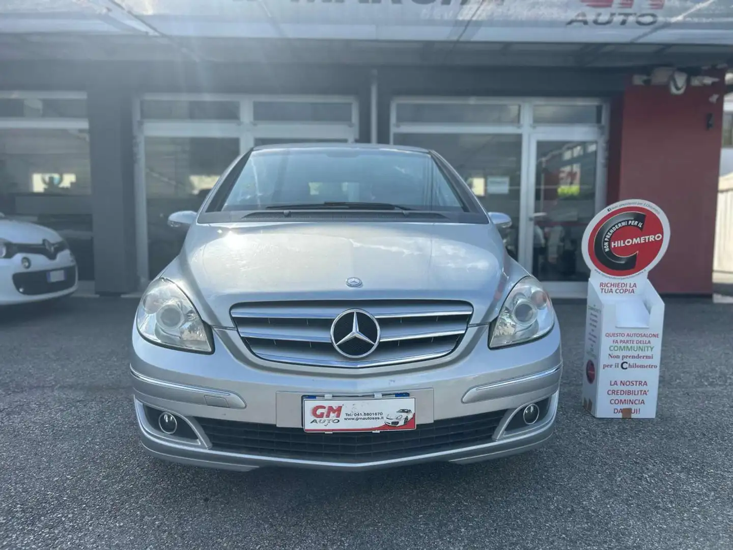 Mercedes-Benz B 180 CDI Silver - 2