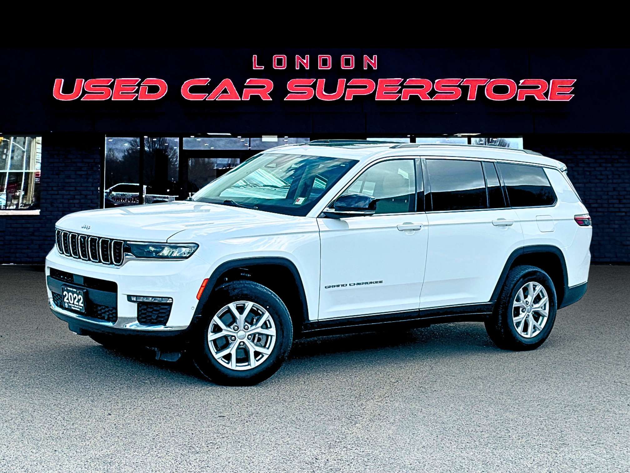 White 2022 Jeep Grand Cherokee L SUV / Crossover Four-Wheel Drive Automatic