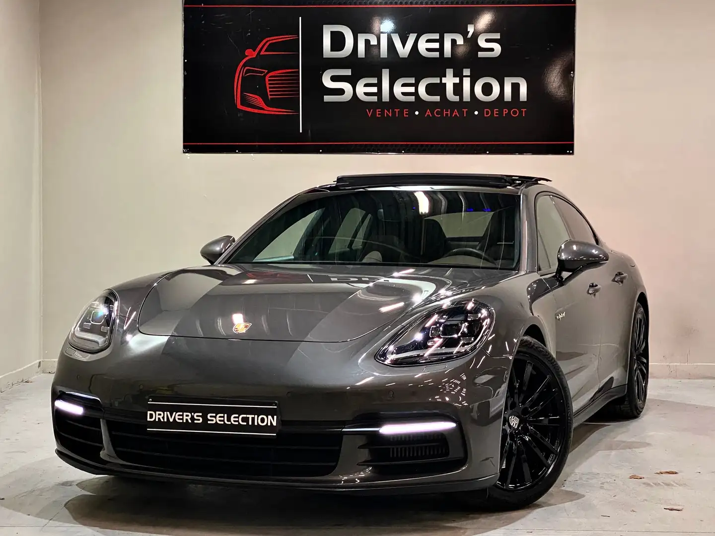 Porsche Panamera 4 E-Hybrid 2.9i V6 Bi-Turbo / Pano / Chrono / Bose Grijs - 1