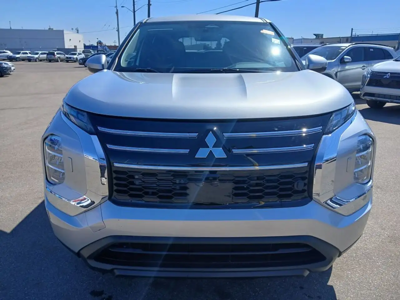Mitsubishi Outlander снимка Mitsubishi Outlander