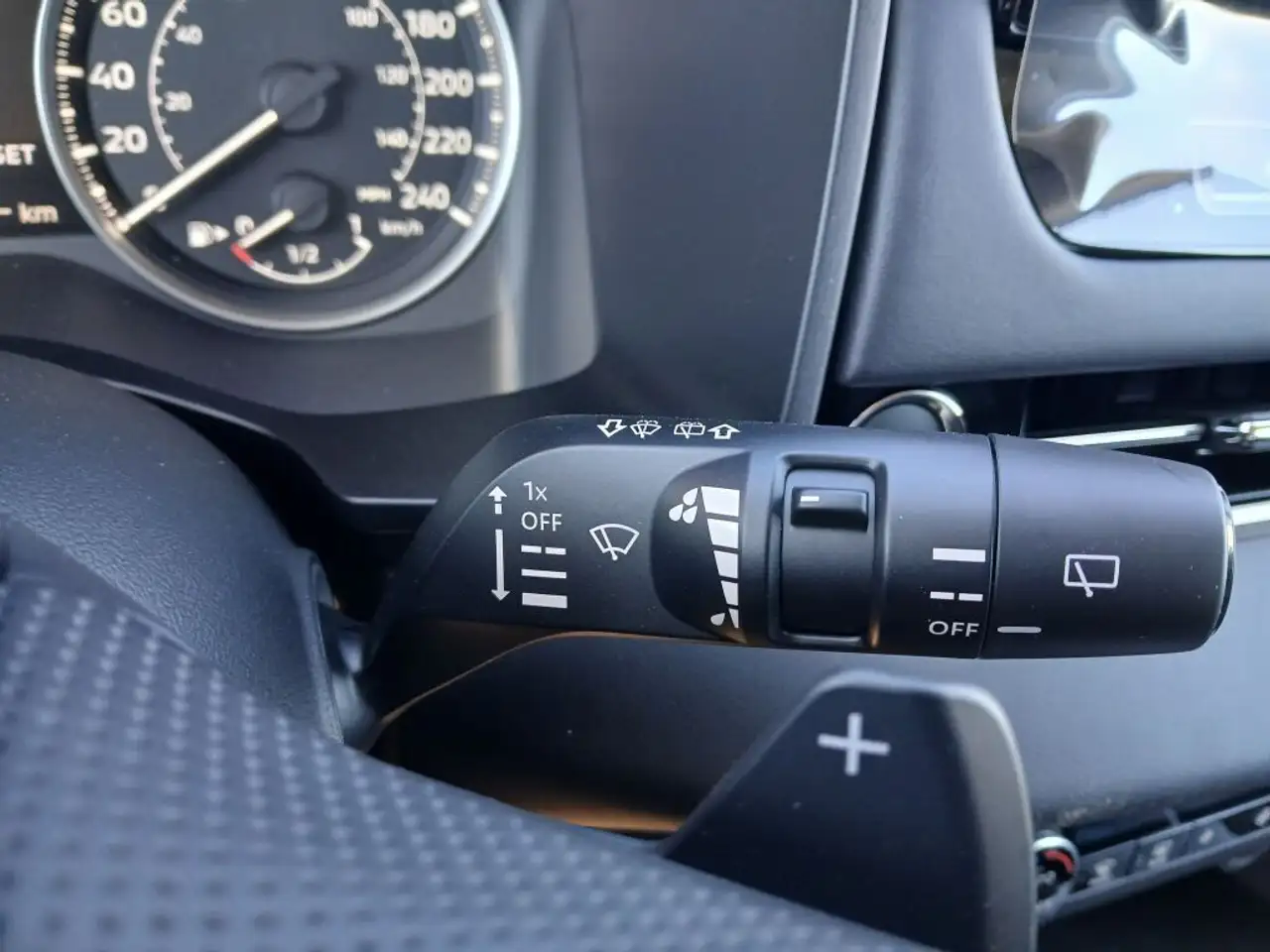 Mitsubishi Outlander снимка Mitsubishi Outlander