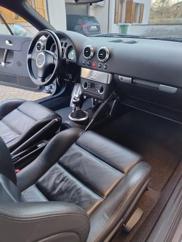 Audi TT Coupe 1.8t quattro 225cv - ASI targa ORO, foto 6