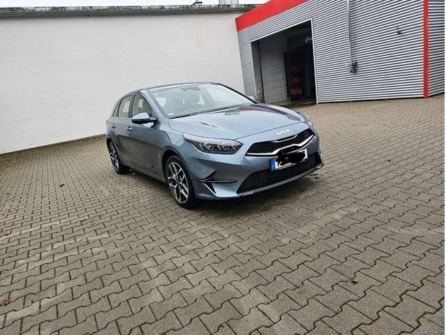 Kia Ceed / cee'd Ceed SW 1.5 T-GDI OPF Spirit