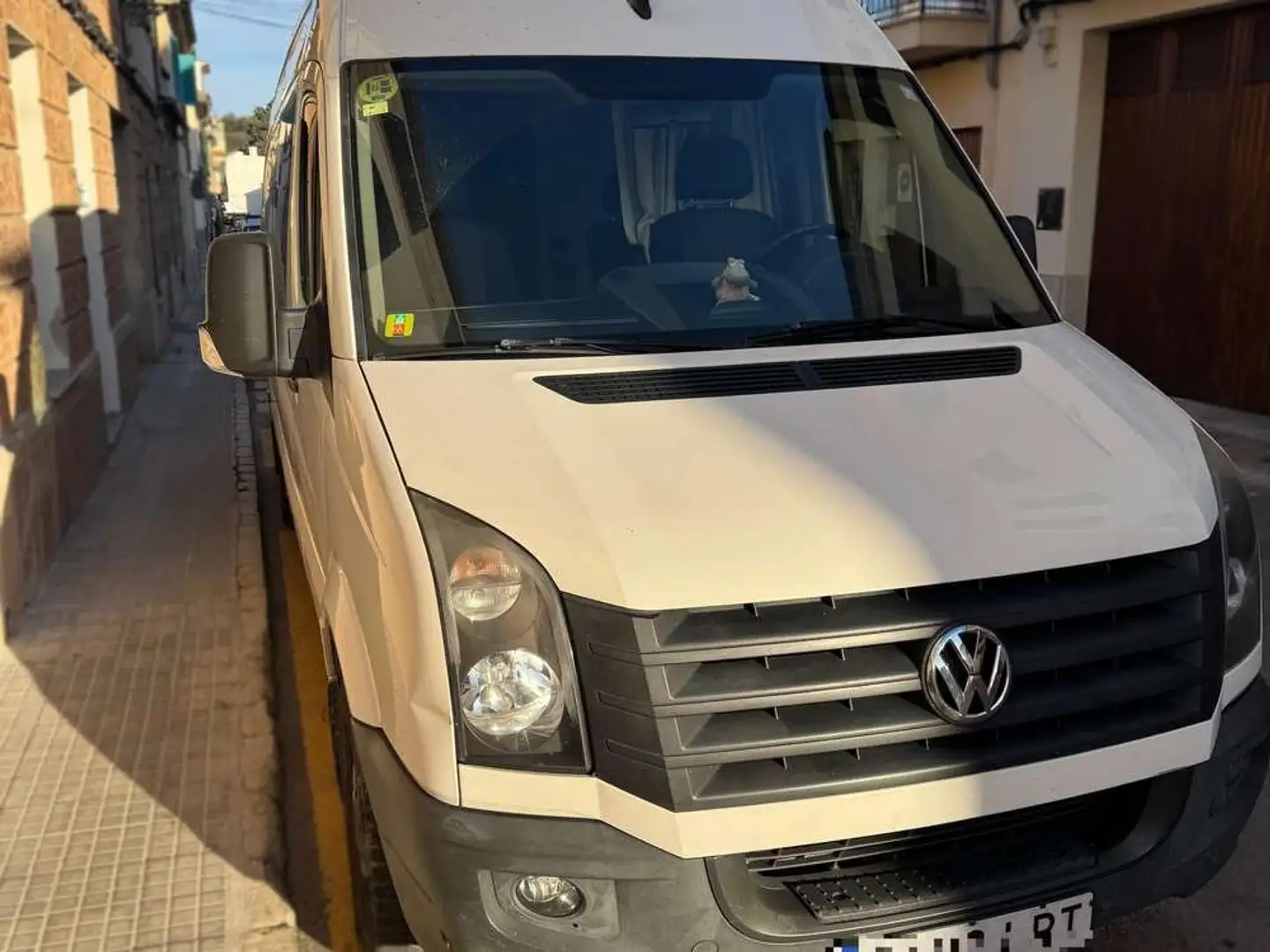 Volkswagen Crafter 35 2.0TDI Bmotion Tech Largo Blanco - 1