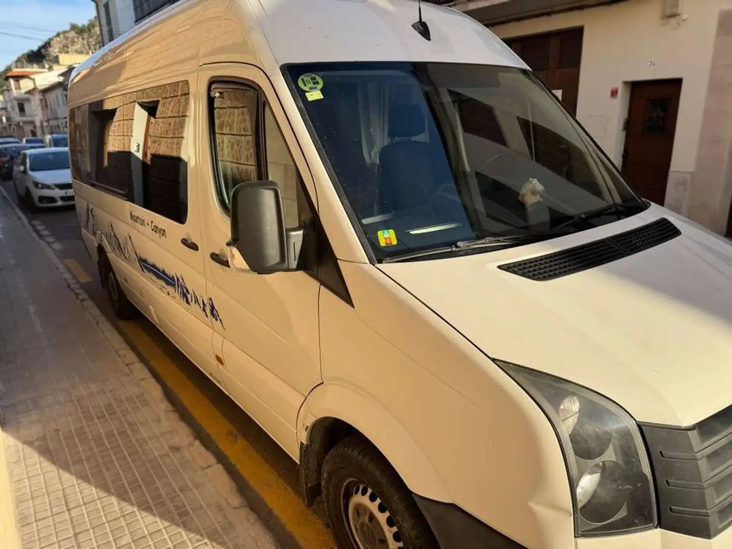 Volkswagen Crafter 35 2.0TDI Bmotion Tech Largo Blanco - 2