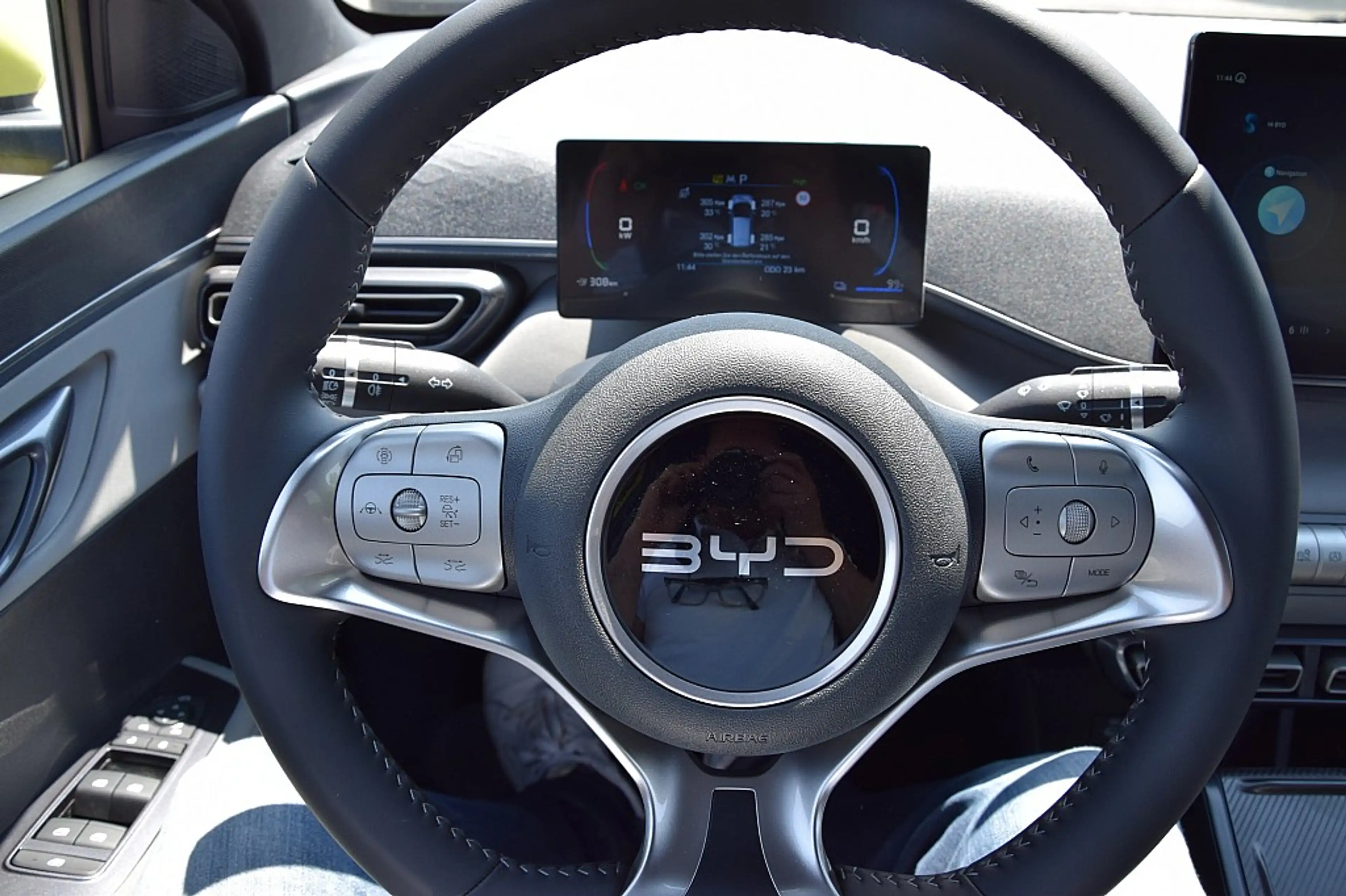 BYD Dolphin Surf Dolphin SURF Comfort 43,2kWh Öster. Paket **Lag... — photo 13