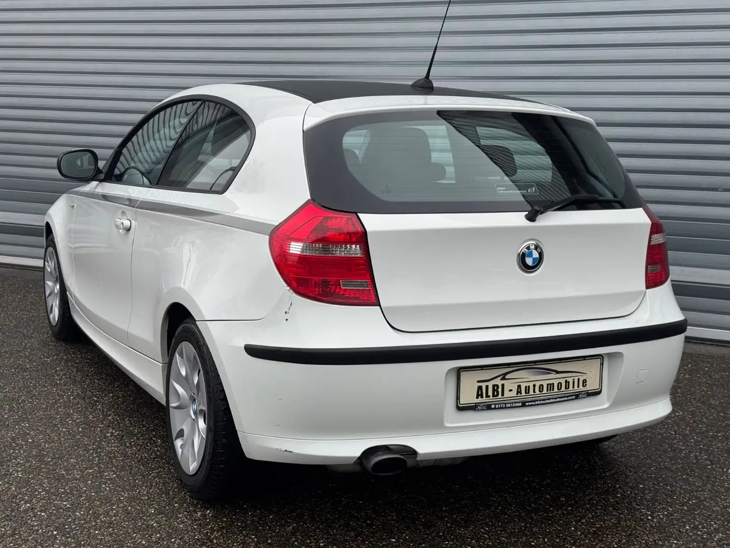 BMW 116 1 Limousine 116i Weiß - 2