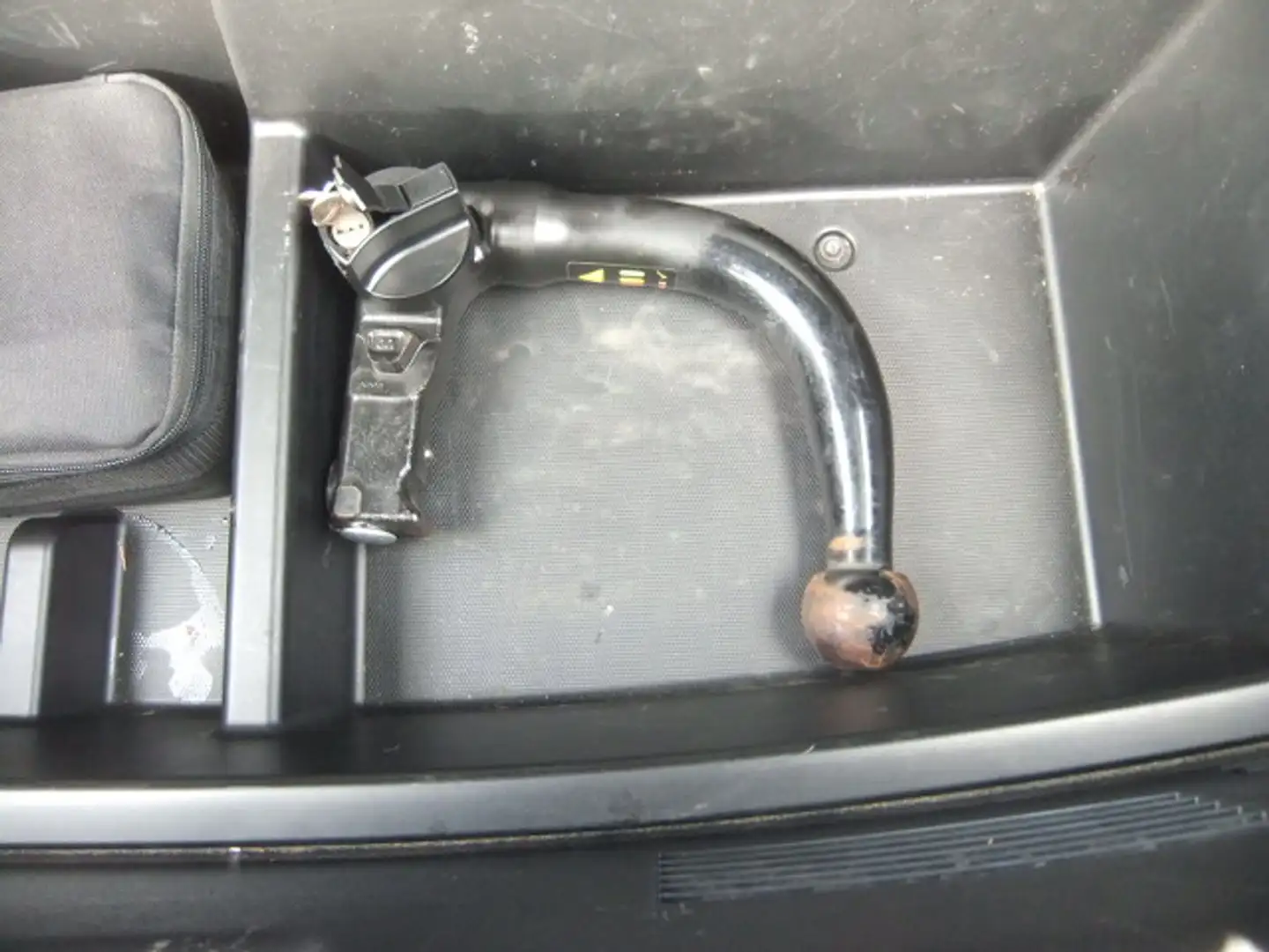 Kia XCeed 1.6 CRDi Eco-Dynamics+(48V Mild-Hybrid) DCT7 VISIO Blau - 2