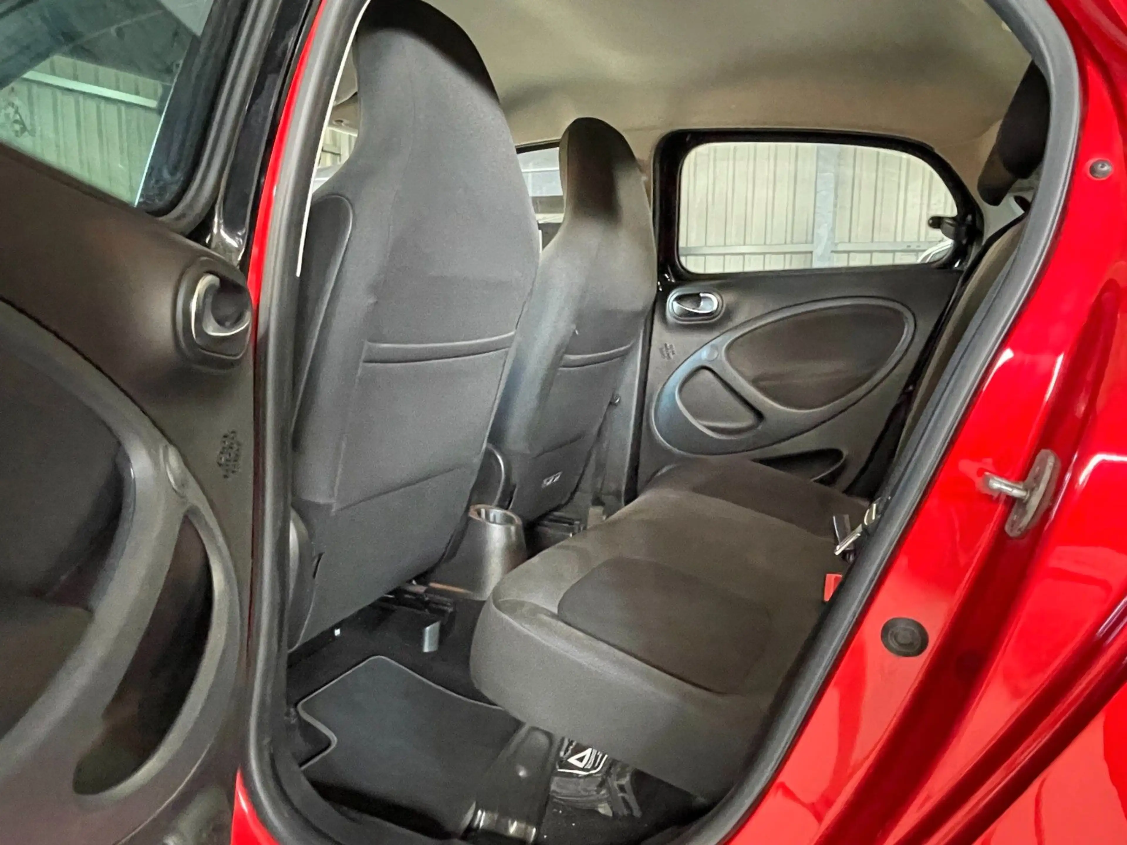 smart forFour forfour*TüvNeu*PDC*NAVI*JBL* — photo 13