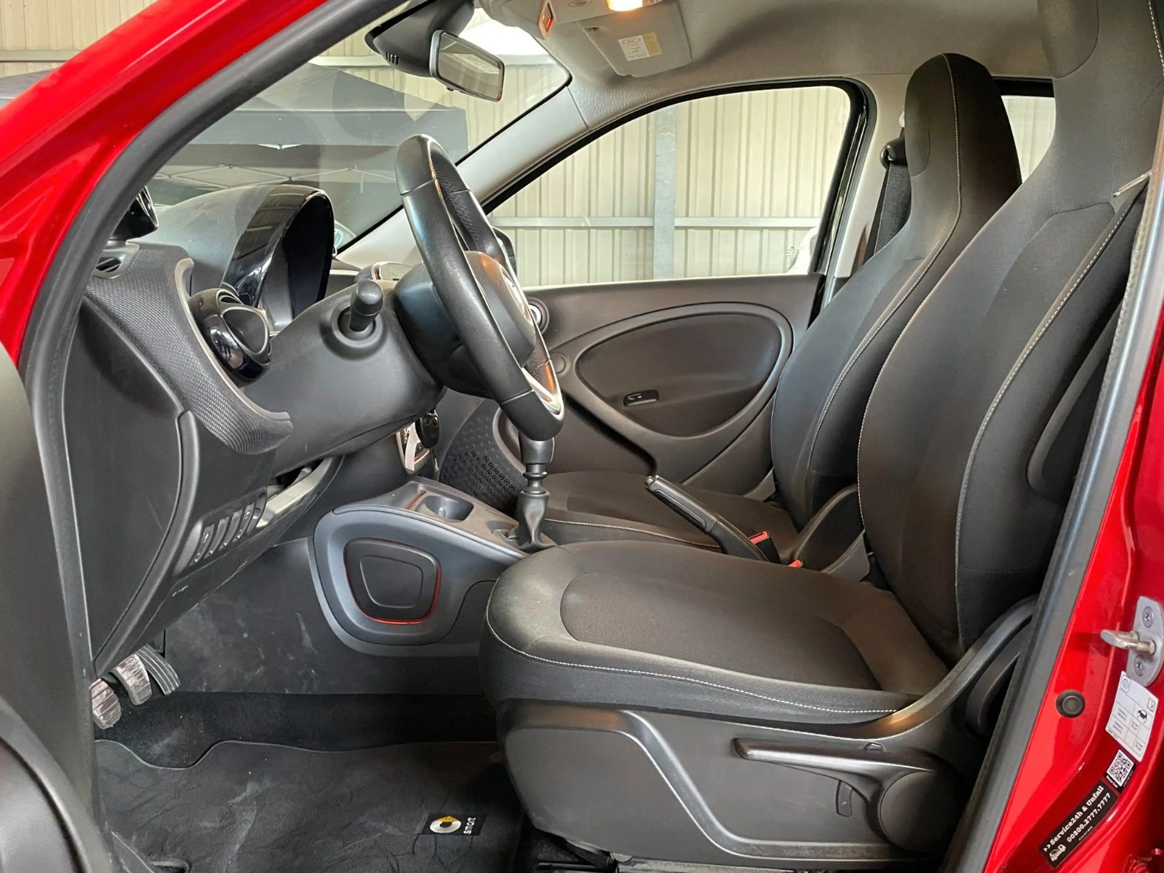 smart forFour forfour*TüvNeu*PDC*NAVI*JBL* — photo 10