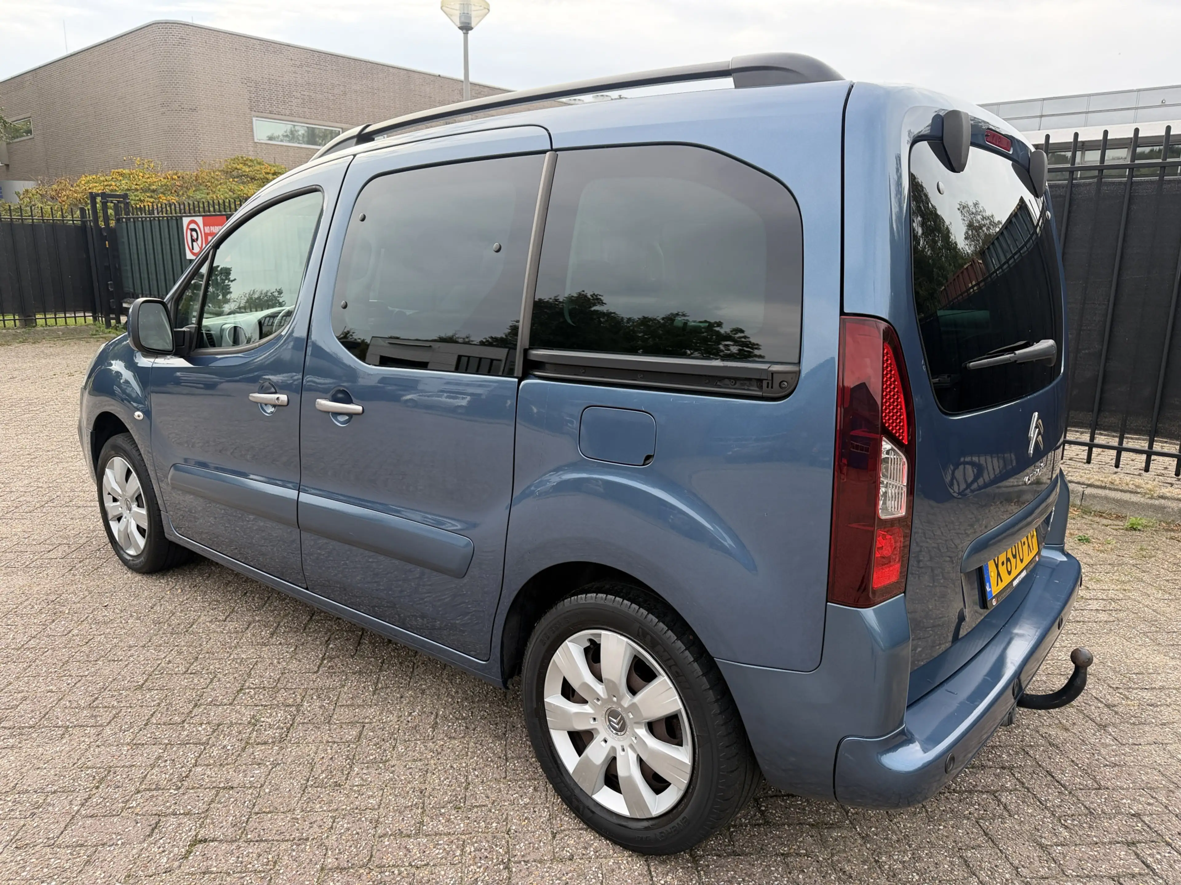 Citroen Berlingo 1.2 PureTech XTR Clima/Navi/Camera/Cruise/PDC/Trek — photo 2