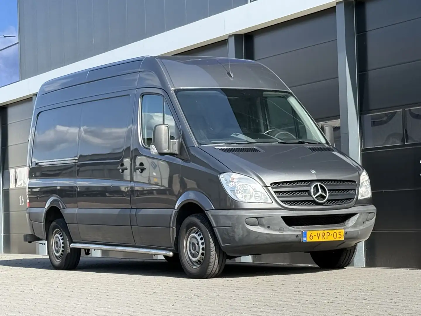 Mercedes-Benz Sprinter 313 CDI Navi Camera 3-PERS Grijs - 2