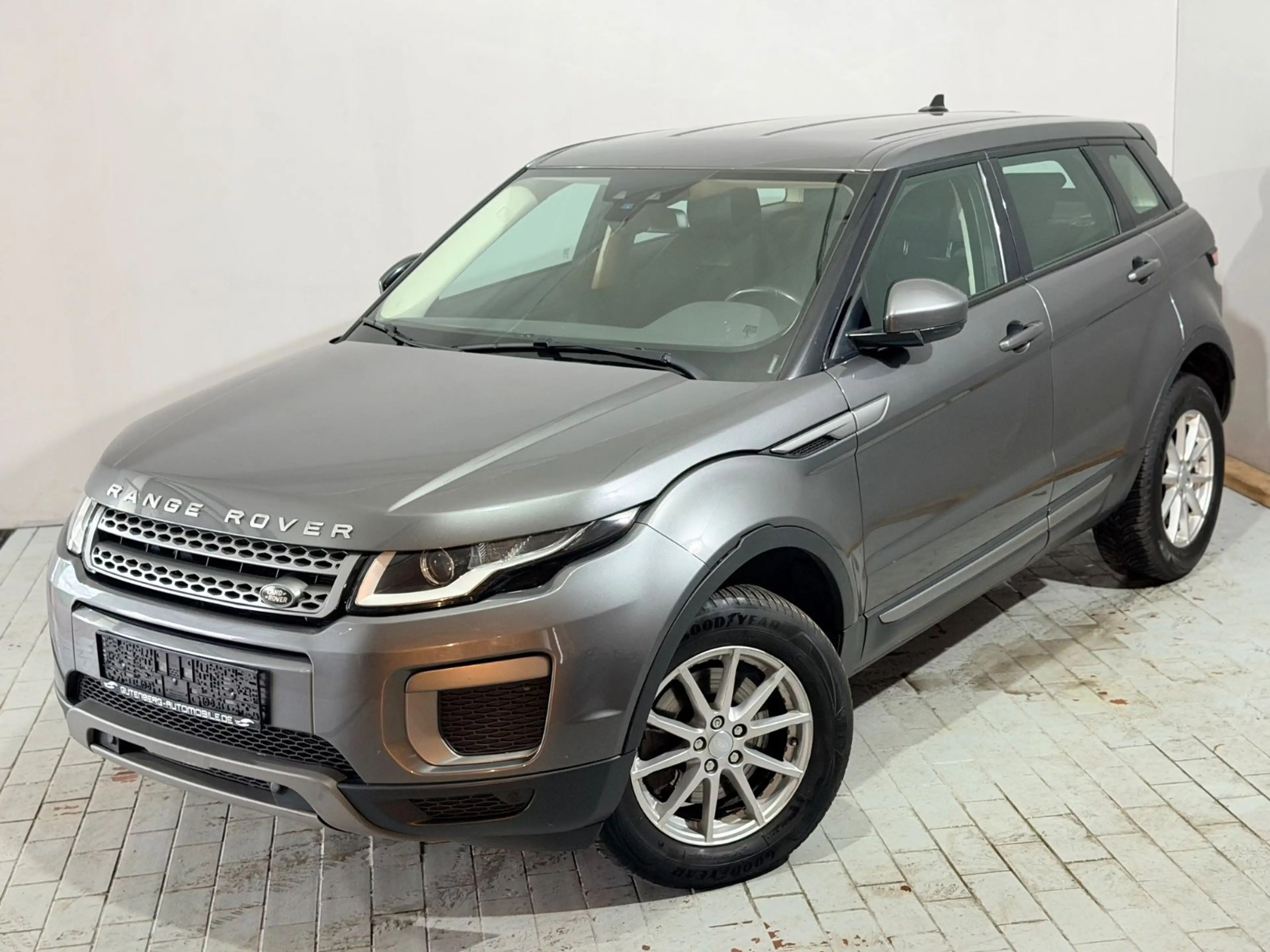 Land Rover Range Rover Evoque Automatik Kamera Navigation — photo 3