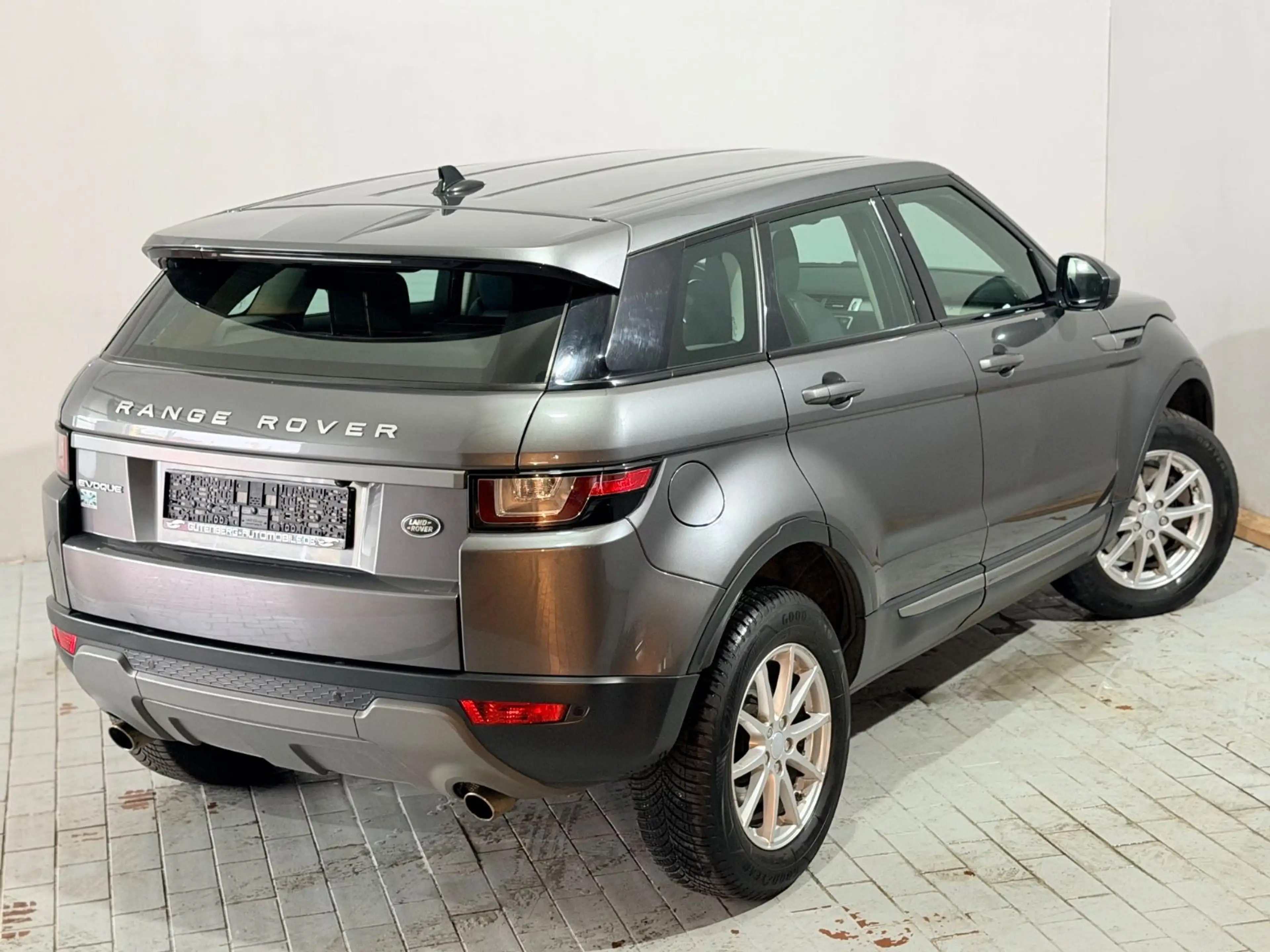 Land Rover Range Rover Evoque Automatik Kamera Navigation — photo 12