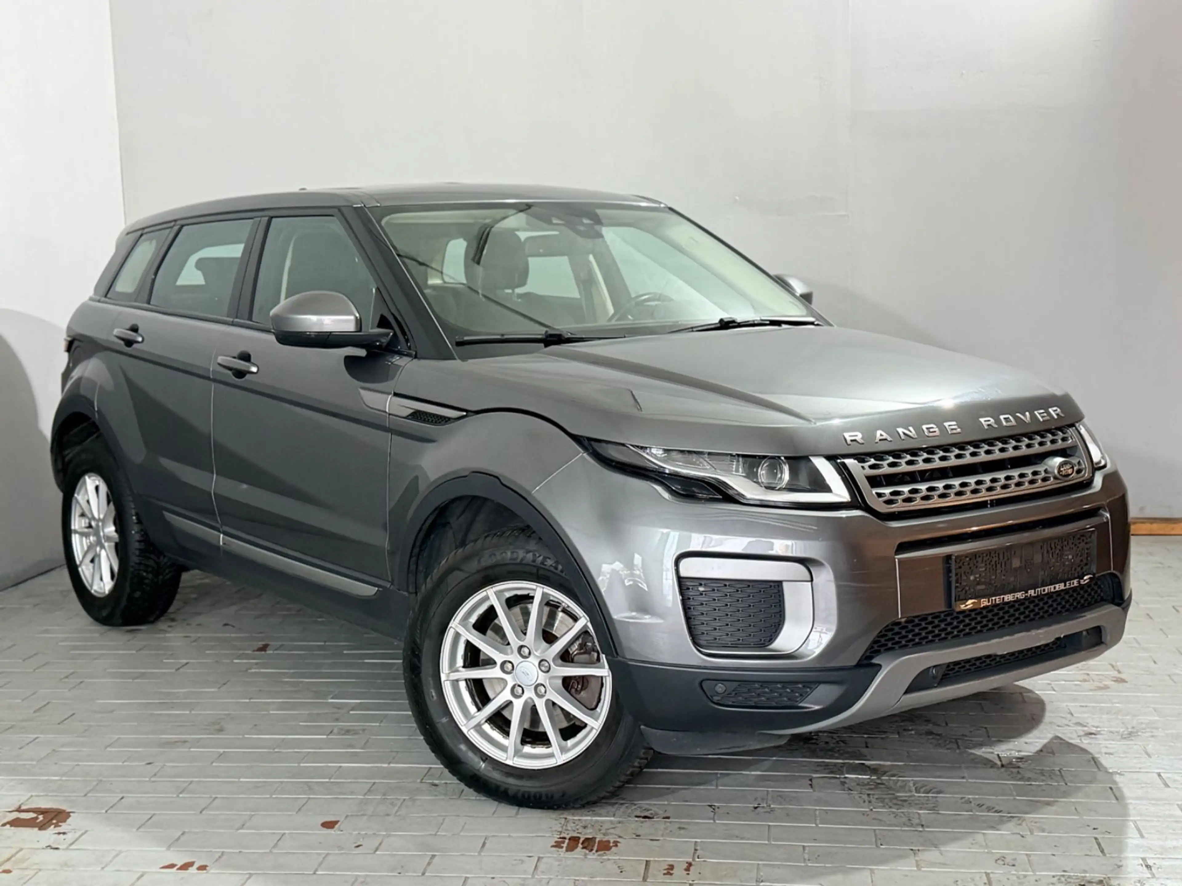 Land Rover Range Rover Evoque Automatik Kamera Navigation — photo 7