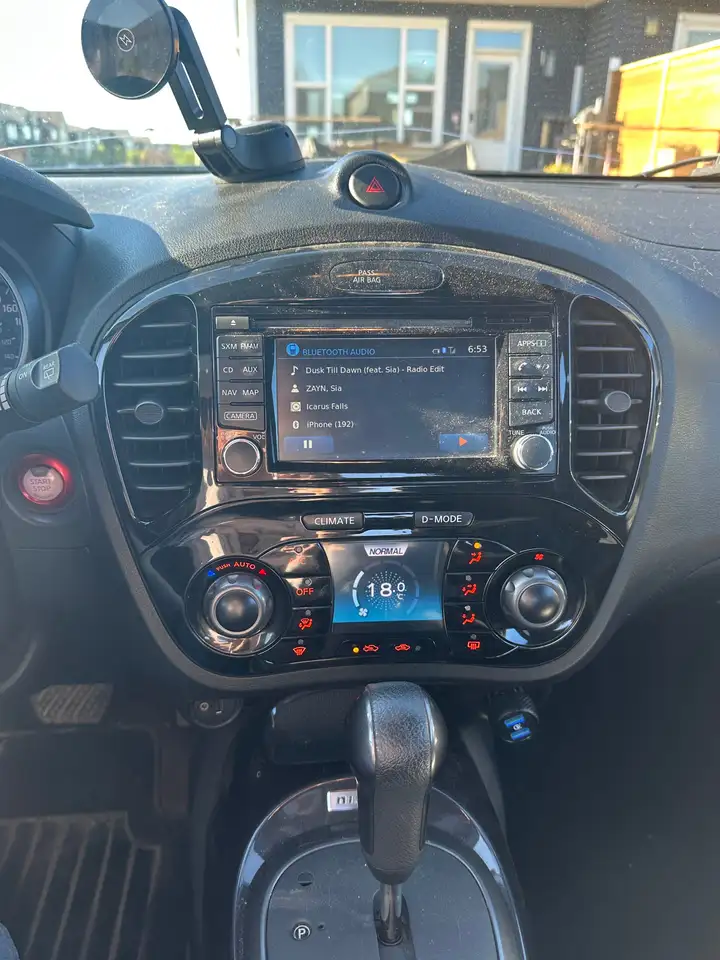 Nissan Juke photo Nissan Juke