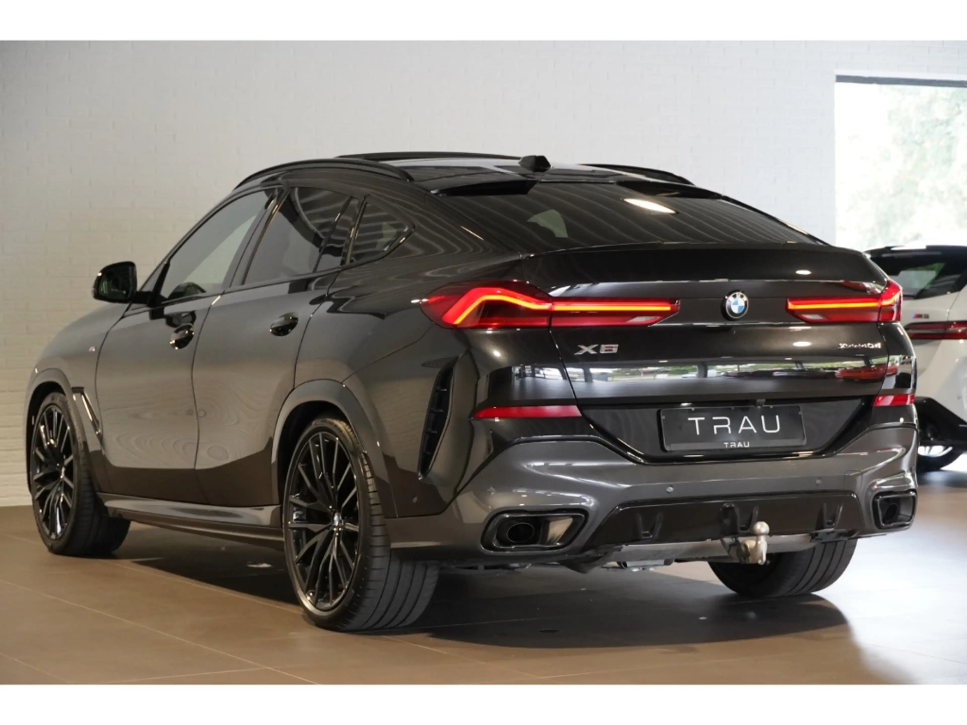 BMW X6 40d M Sport Pro Pano-Sky Comf.Paket+ AHK H&K — photo 4