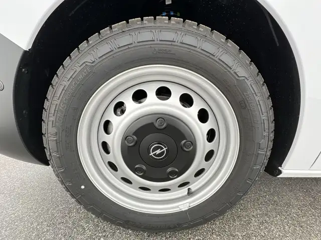 Opel Vivaro view 6