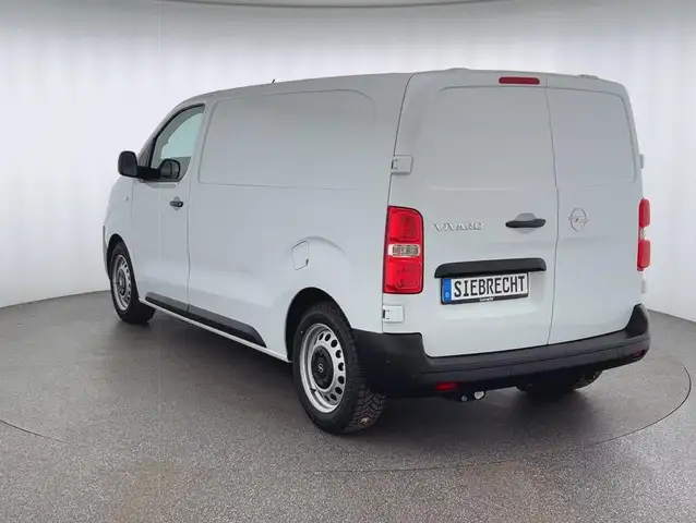 Opel Vivaro view 5